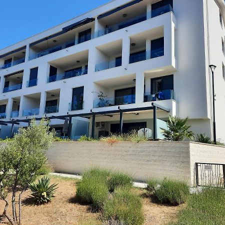 Apartments Tatjana Selce Exterior photo