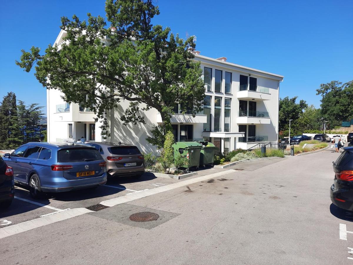 Apartments Tatjana Selce Exterior photo
